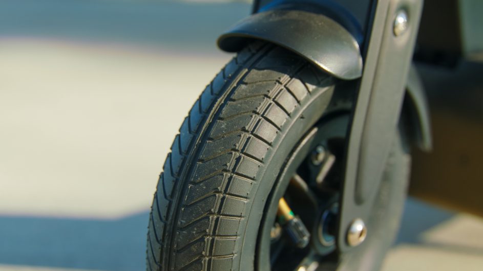 Razor E Prime Air electric scooter, Electric scooter